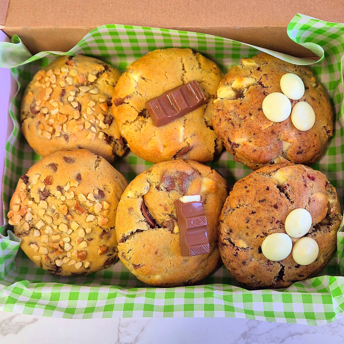 Box of 6 Chunky Cookies