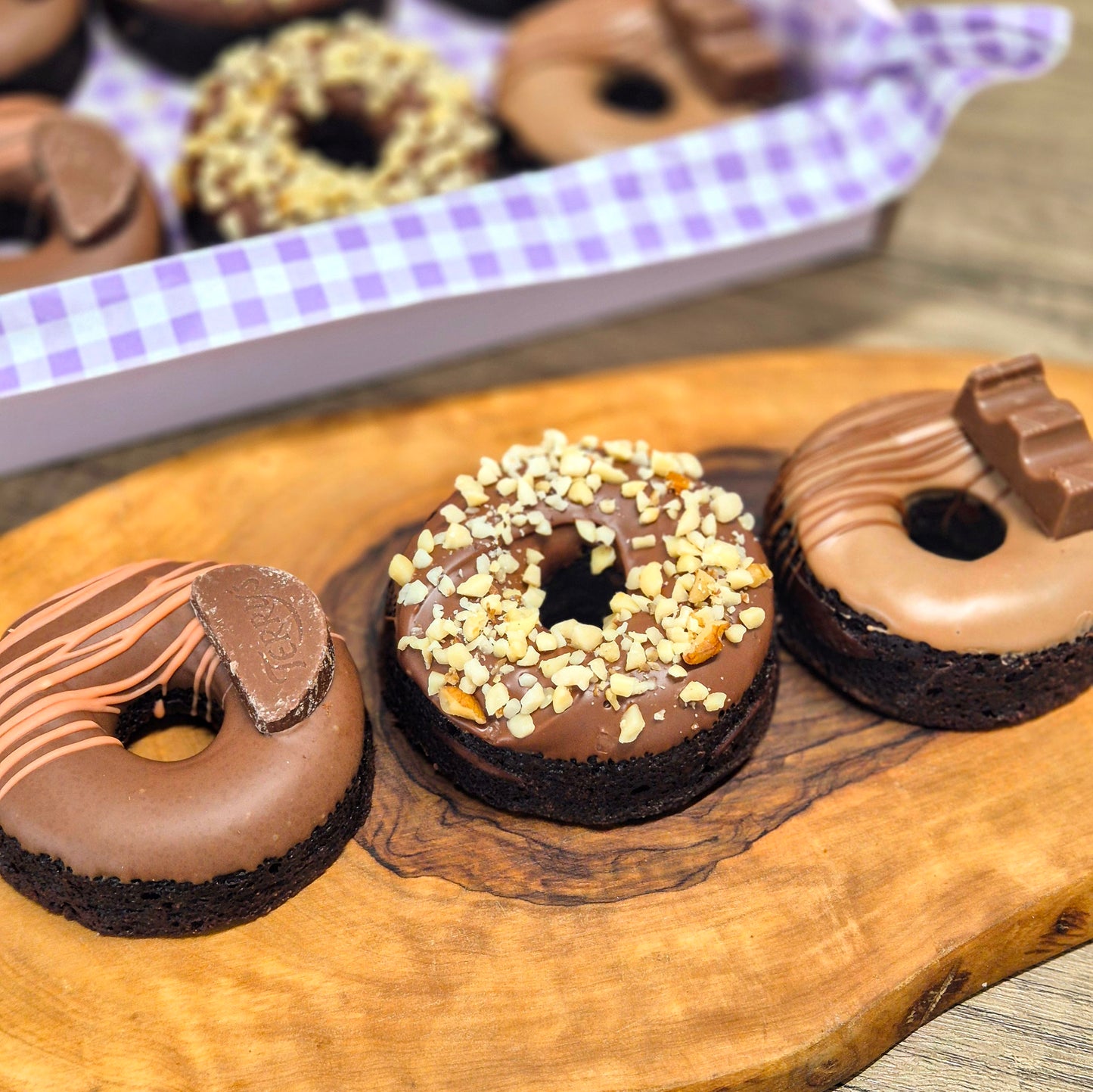Box of 6 Bronuts