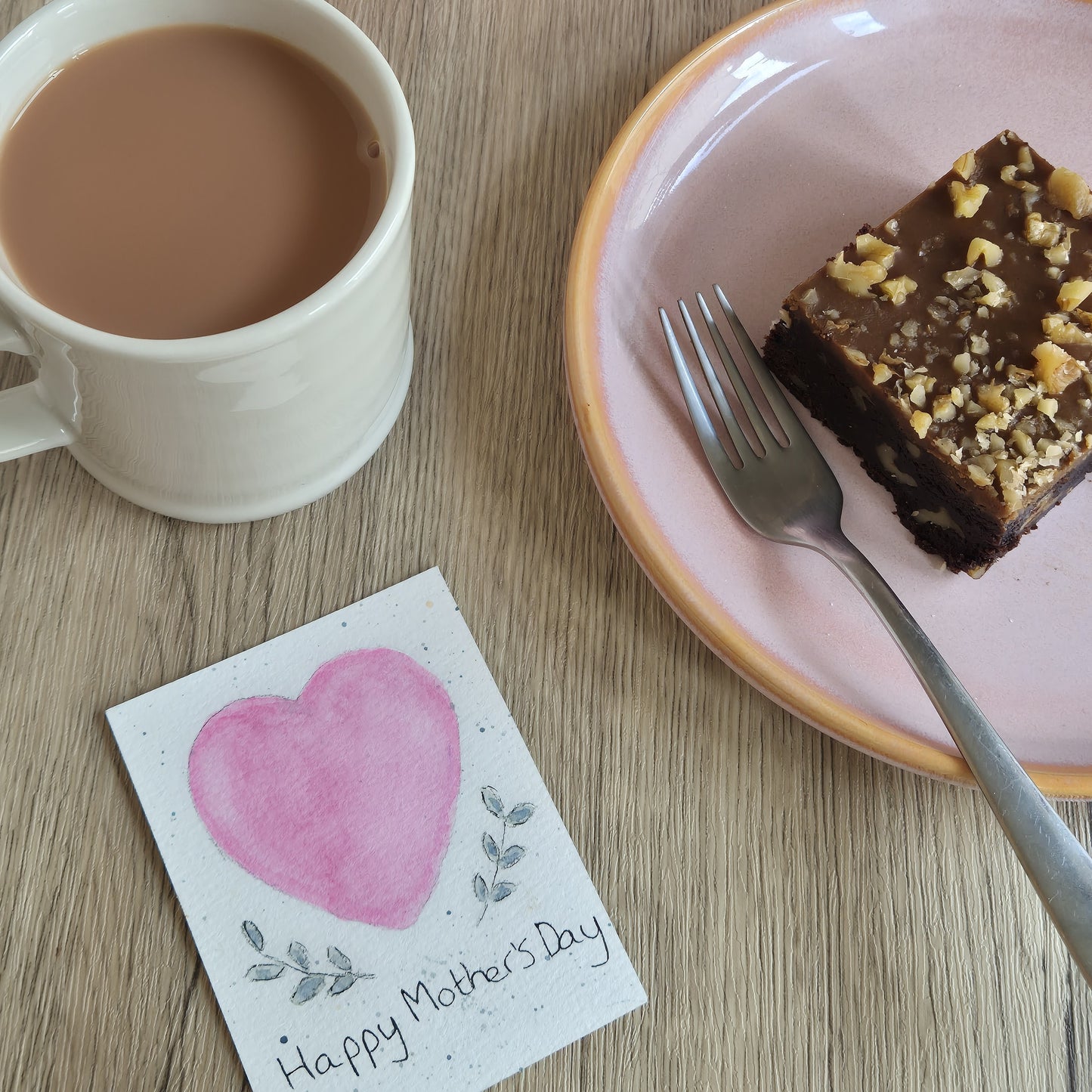 Mother’s Day Traybake Gift Box